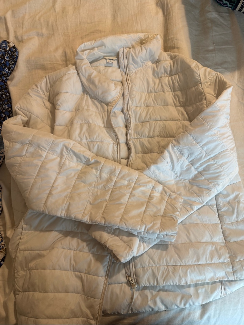 Old Navy White Quilted Puffer Jacket